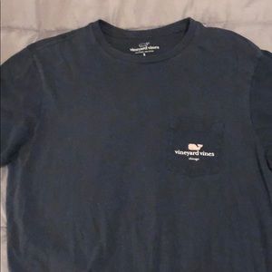 Vineyard Vines Chicago t-shirt